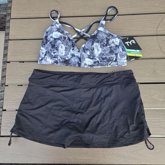 TYR Womens Veranda Rose Grey Floral  Brook Top & Black Skort 2 Piece SZ XL New - Picture 1 of 3